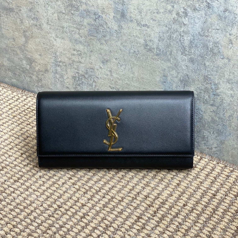 Y51 clutch bags
